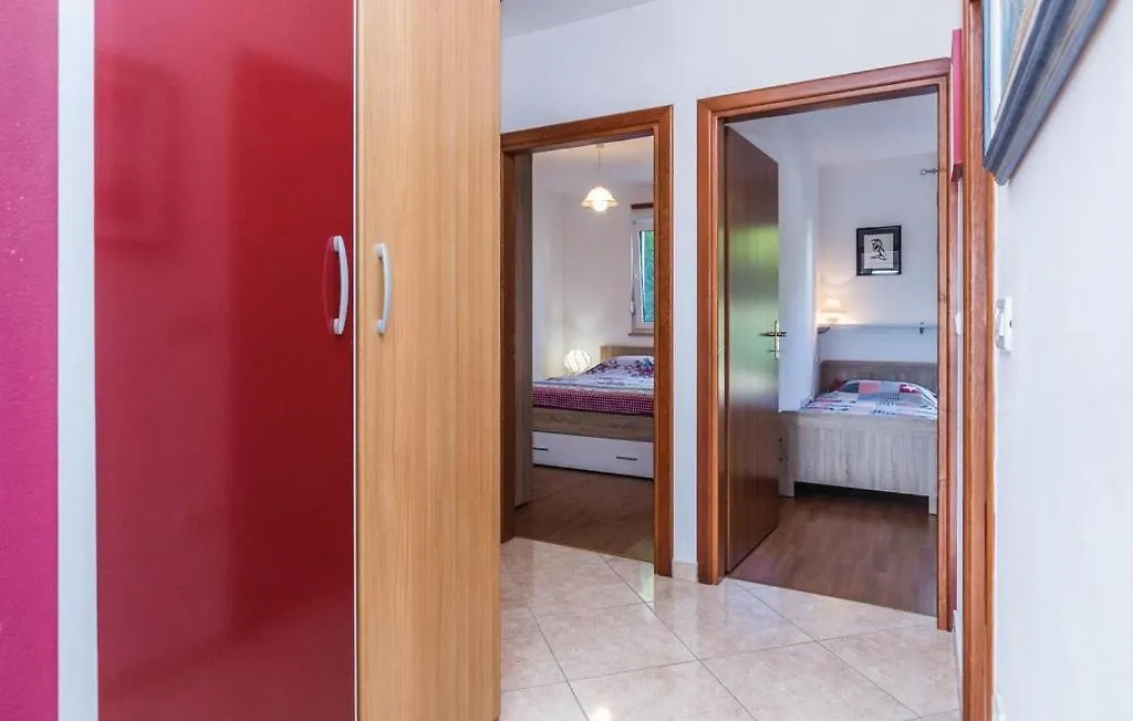Apartment Thalia Kukci
